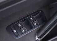 Volkswagen Golf 15