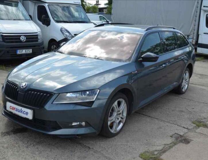 Škoda Superb 1