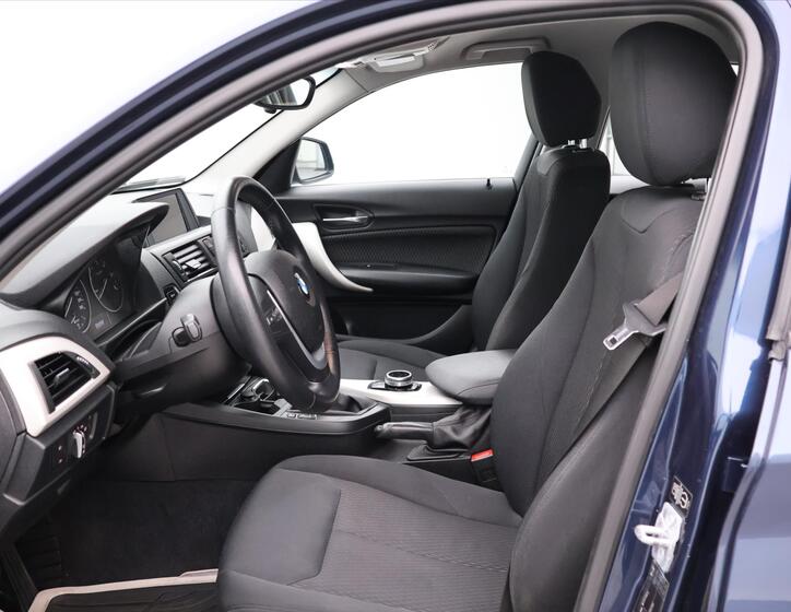 BMW Řada 1 11