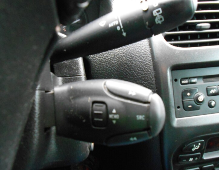 Peugeot 206 24