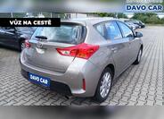 Toyota Auris 2