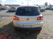 Volkswagen Tiguan 7