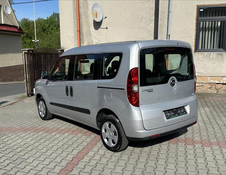 Opel Combo 6