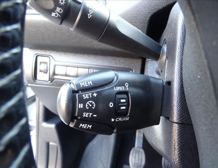 Peugeot 308 26