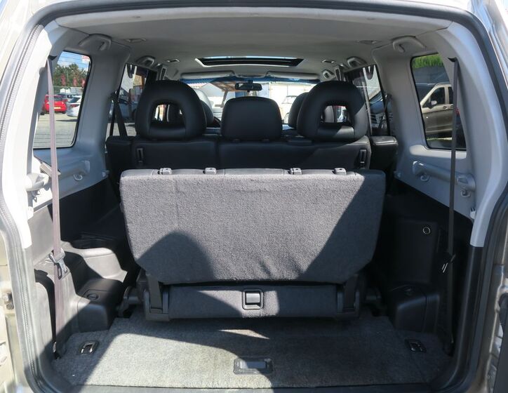 Mitsubishi Pajero 33