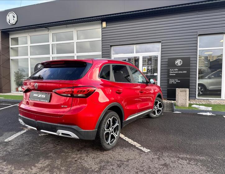 MG ZS 3