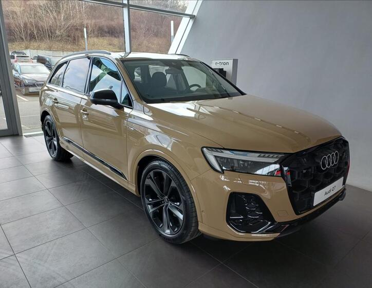 Audi Q7 3
