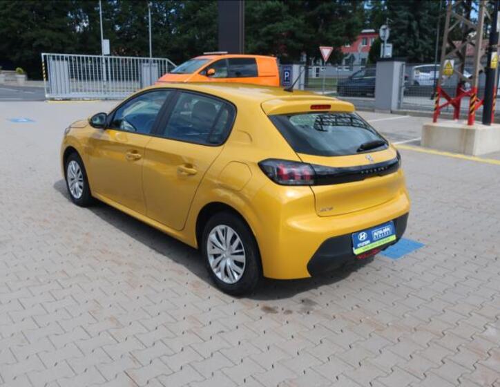 Peugeot 208 5