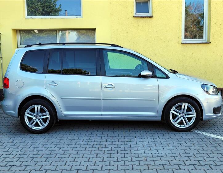 Volkswagen Touran 6