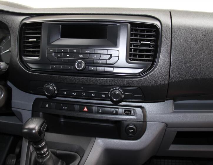 Opel Vivaro 21