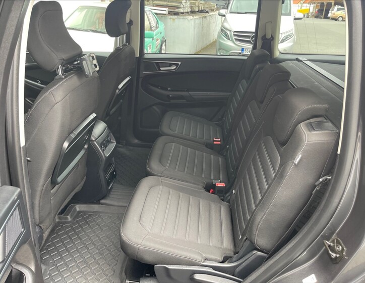 Ford Galaxy 23