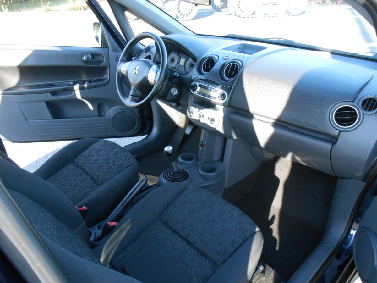 Mitsubishi Colt