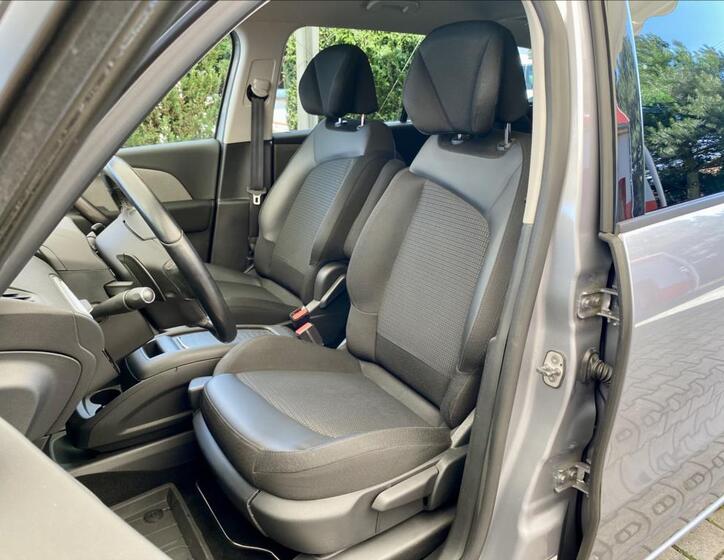 Citroën Grand C4 SpaceTourer 10