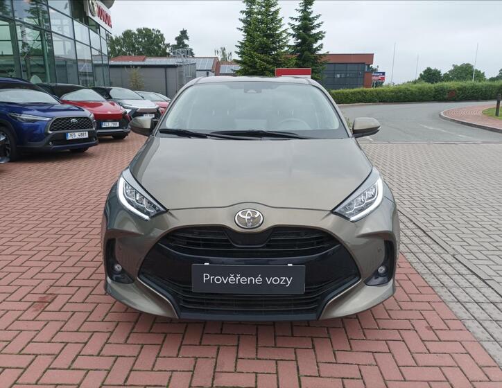 Toyota Yaris 6