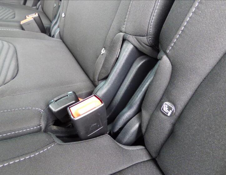 Ford S-MAX 41