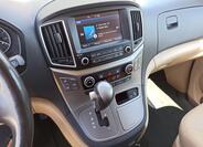 Hyundai H 1 22