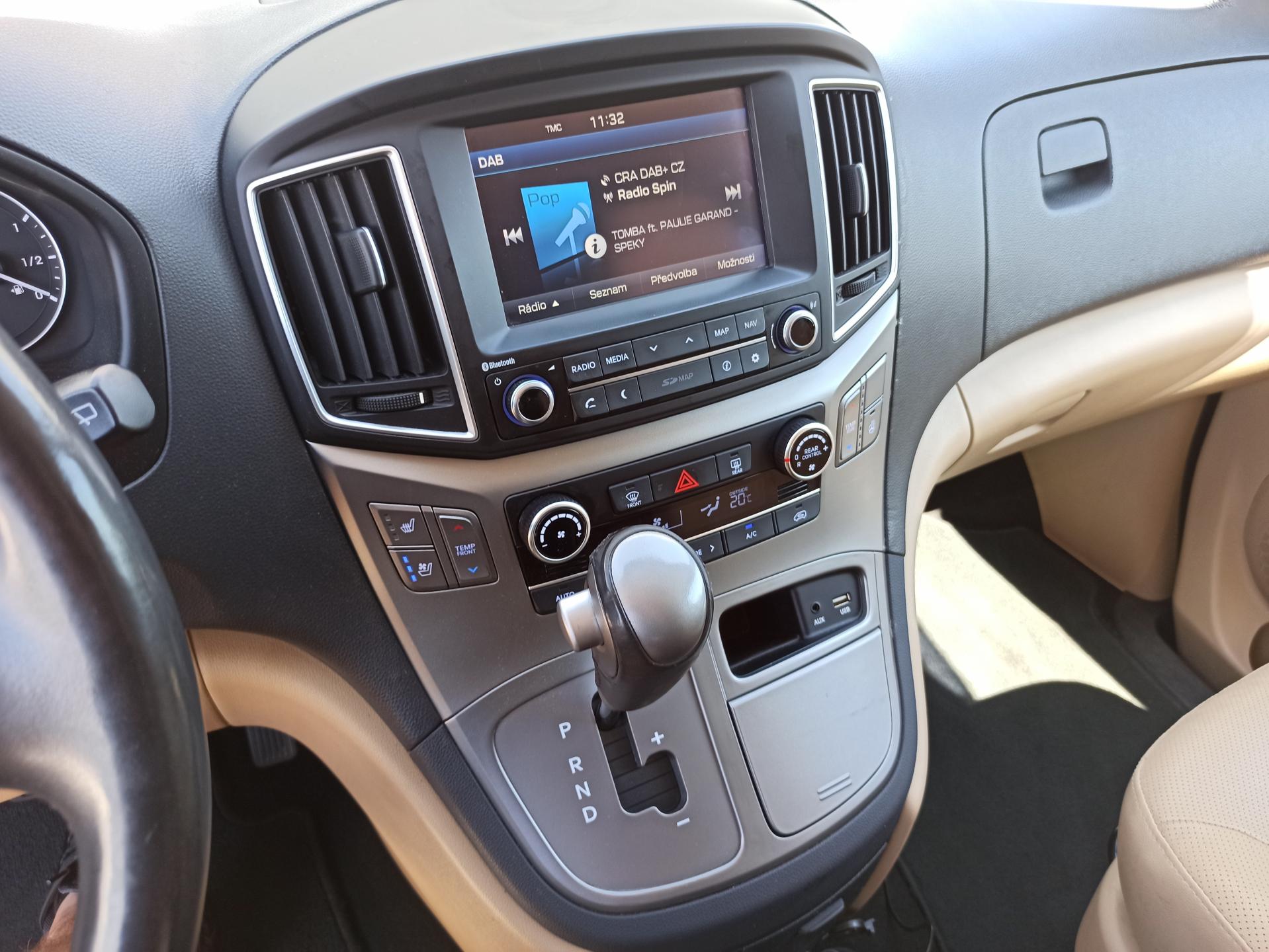 Hyundai H 1