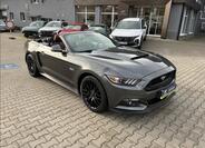 Ford Mustang 32