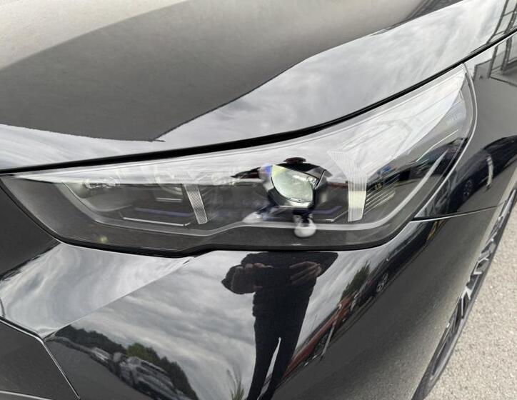 BMW i5 18