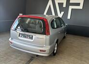 Honda Stream 6