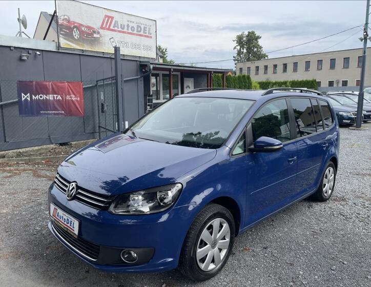 Volkswagen Touran 2