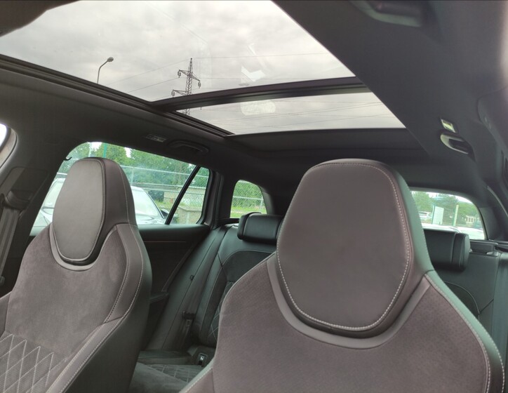 Škoda Superb 27