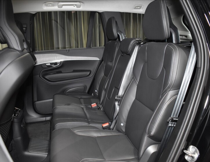 Volvo XC90 9