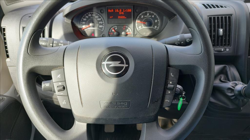 Opel Movano