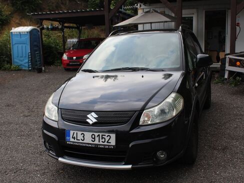 Suzuki SX4