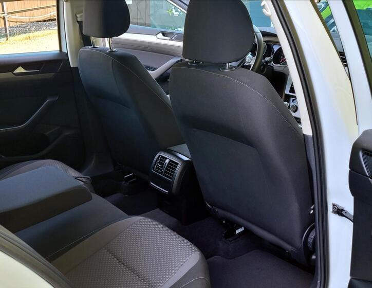 Volkswagen Passat 19