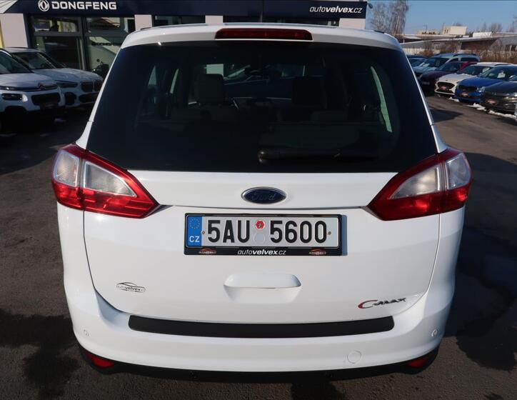 Ford Grand C-MAX 8