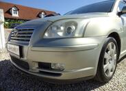 Toyota Avensis 12