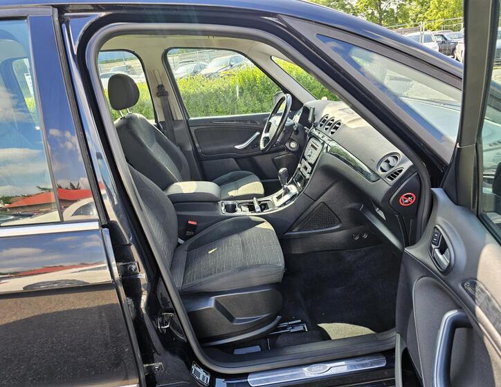 Ford Galaxy 21