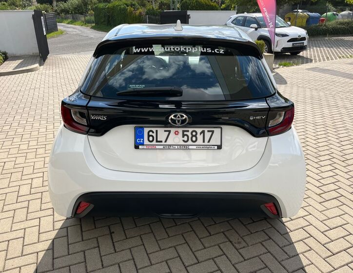 Toyota Yaris 28