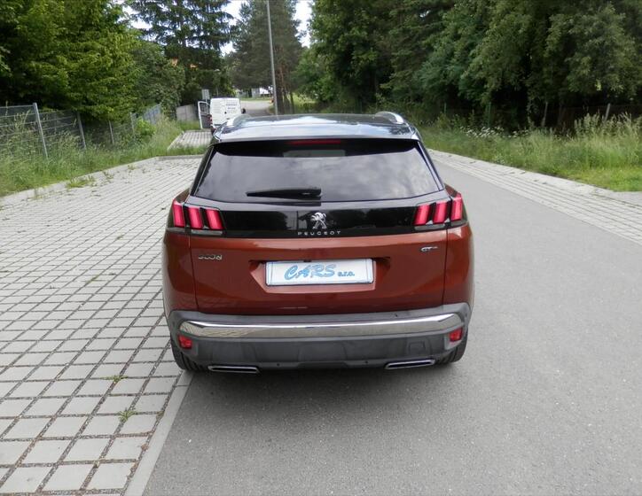 Peugeot 3008 8