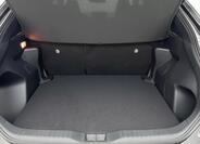 Toyota Yaris Cross 13