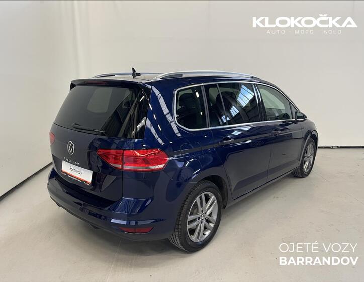 Volkswagen Touran 2