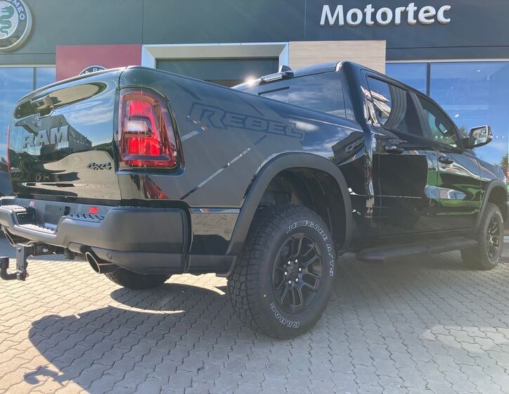 Dodge RAM 24