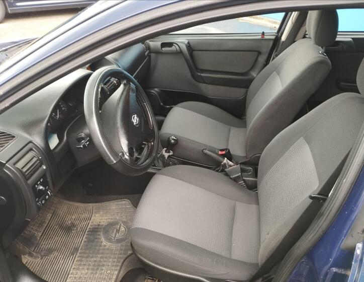 Opel Astra 7