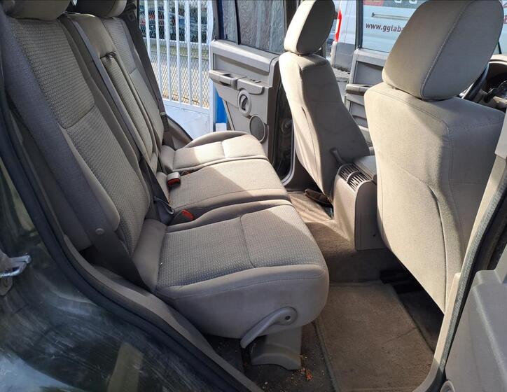 Jeep Commander 7
