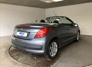 Peugeot 207 15