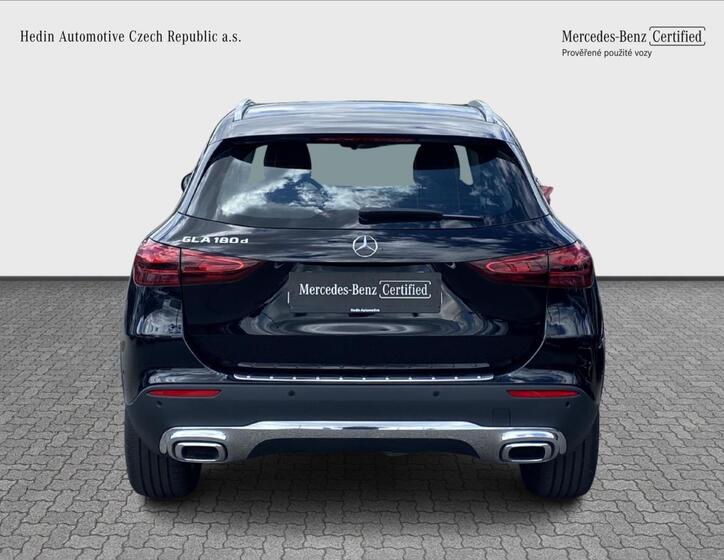 Mercedes-Benz GLA 4