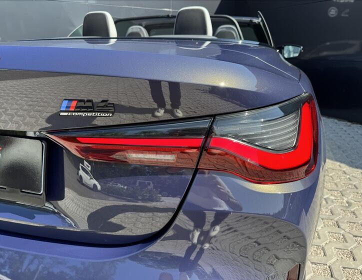 BMW M4 40