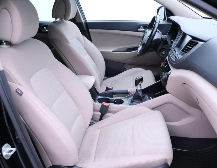 Hyundai Tucson 14