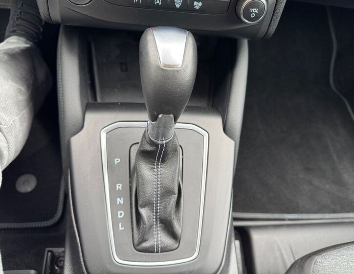 Ford Focus 16