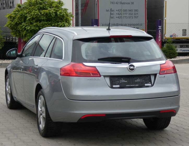 Opel Insignia 8