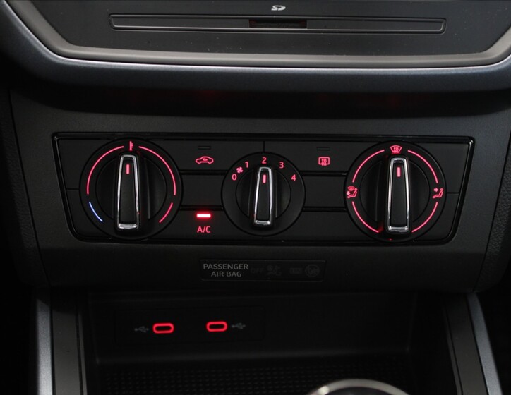 Seat Arona 12