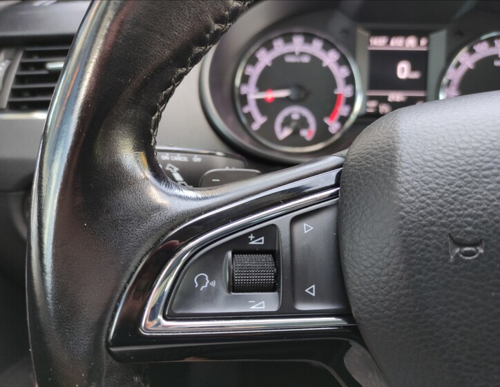 Škoda Octavia 10