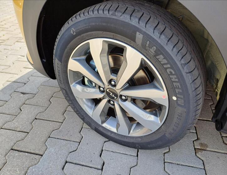 KIA Stonic 9