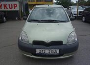 Toyota Yaris 2
